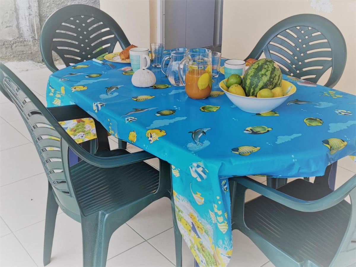 T2 Toloman - Sainte-Anne Centre - Acces Plage A Pied Ngoại thất bức ảnh